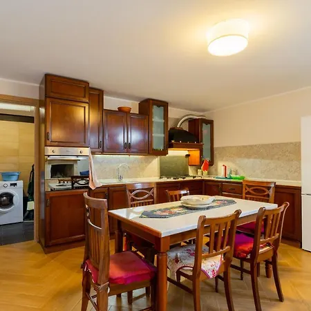 Esclusiva: Comfort Completo Con Giardino E Fitness Apartment